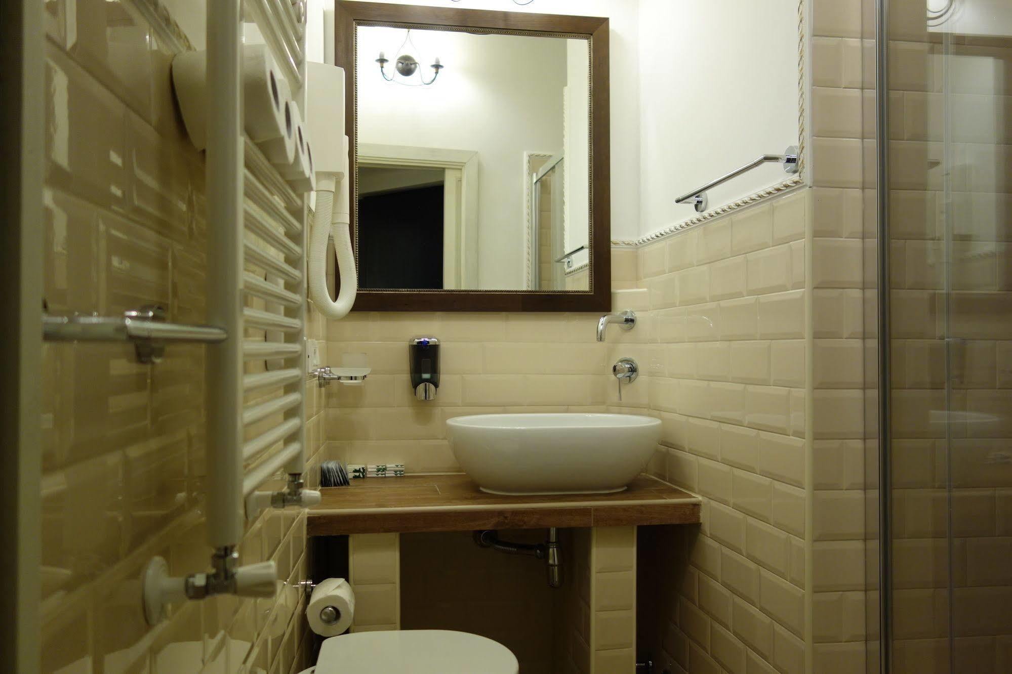 Unounotto Bed and Breakfast Rome Buitenkant foto